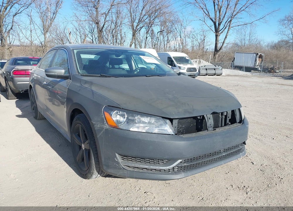 2013 VOLKSWAGEN PASSAT 2.5L SE VIN: 1VWBP7A35DC057009