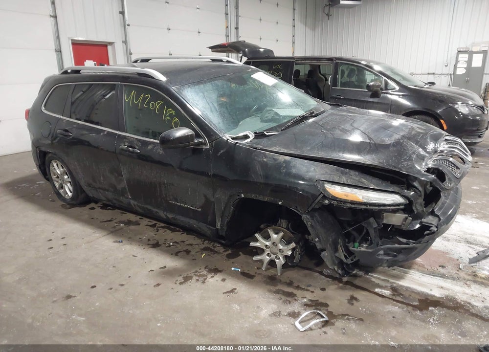 2015 JEEP CHEROKEE LATITUDE VIN: 1C4PJMCB2FW792321