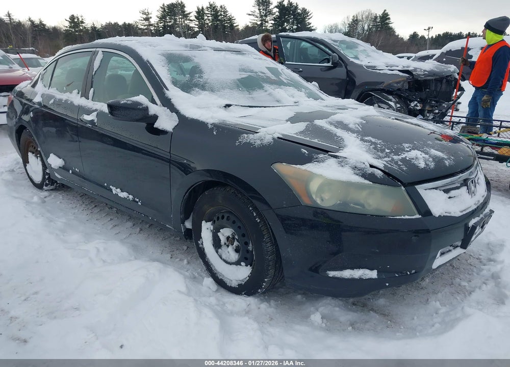 2010 HONDA ACCORD 2.4 LX VIN: 1HGCP2F37AA025092
