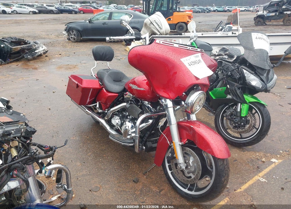2013 HARLEY-DAVIDSON FLHX STREET GLIDE VIN: 1HD1KBM17DB655715