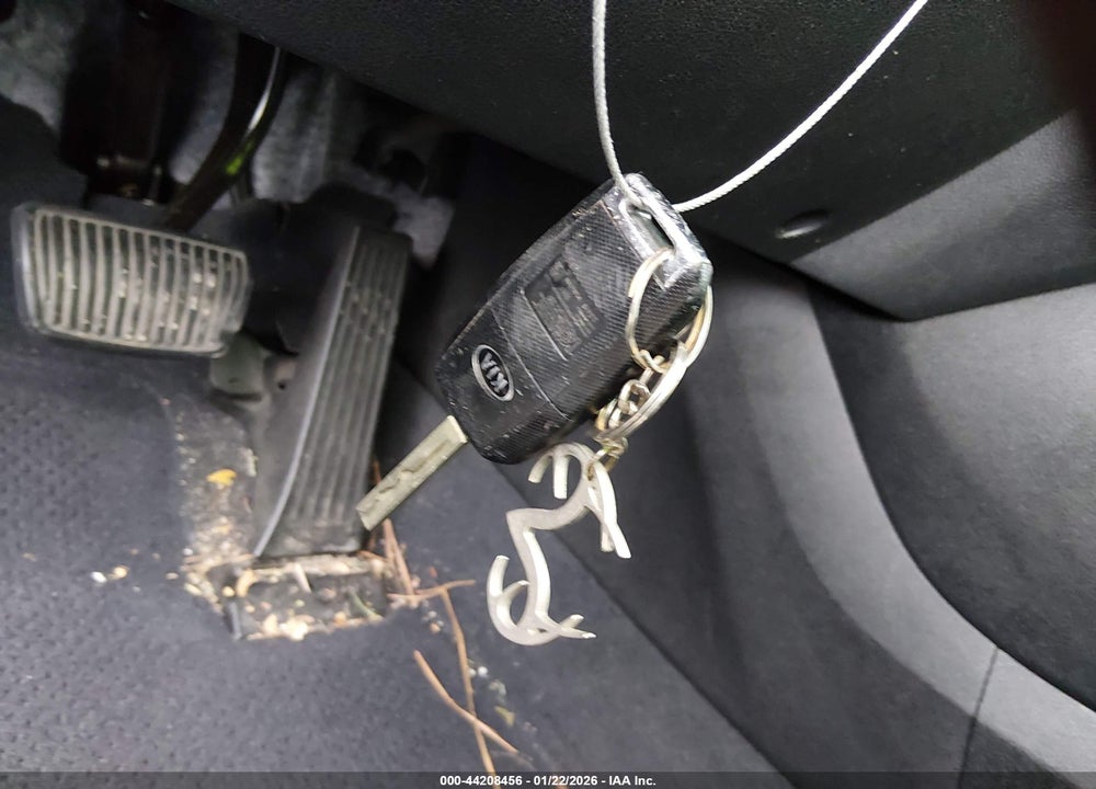 2020 KIA SORENTO 2.4L LX VIN: 5XYPG4A31LG646401
