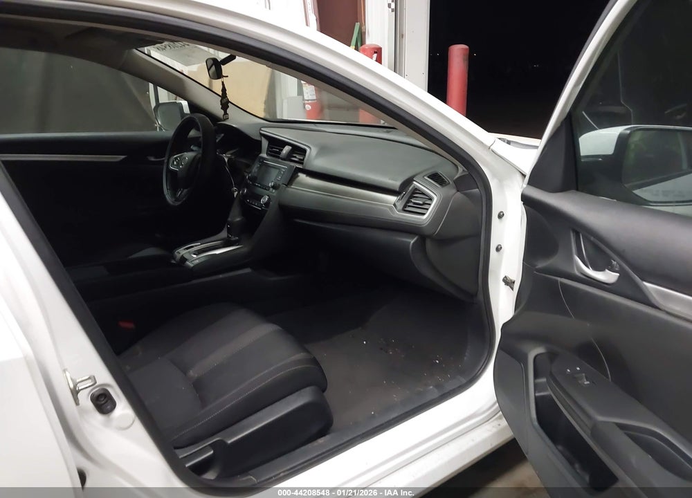 2019 HONDA CIVIC LX VIN: 19XFC2F60KE203358