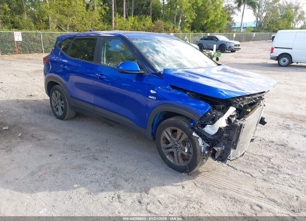 2023 KIA SELTOS LX VIN: KNDEPCAA8P7385562