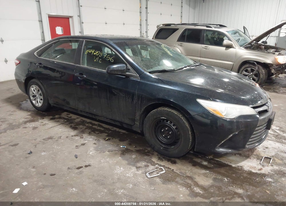 2017 TOYOTA CAMRY LE VIN: 4T1BF1FK5HU618730