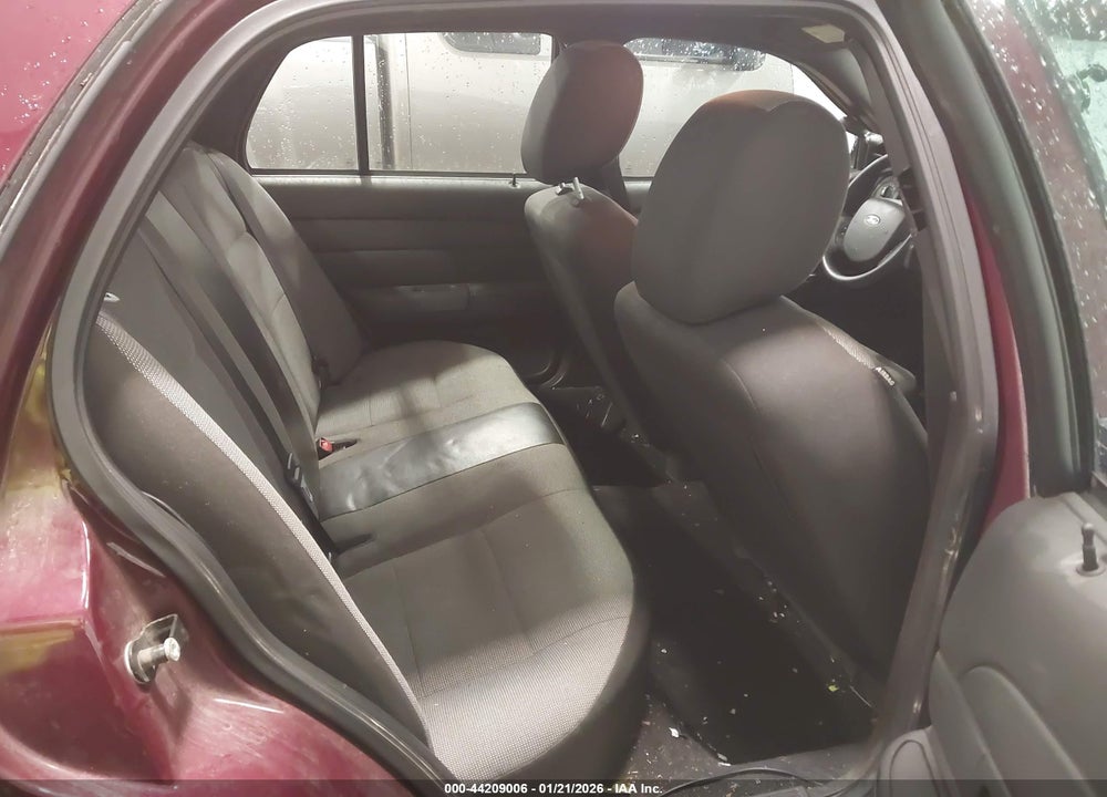 2011 FORD CROWN VICTORIA POLICE INTERCEPTOR VIN: 2FABP7BV6BX117114