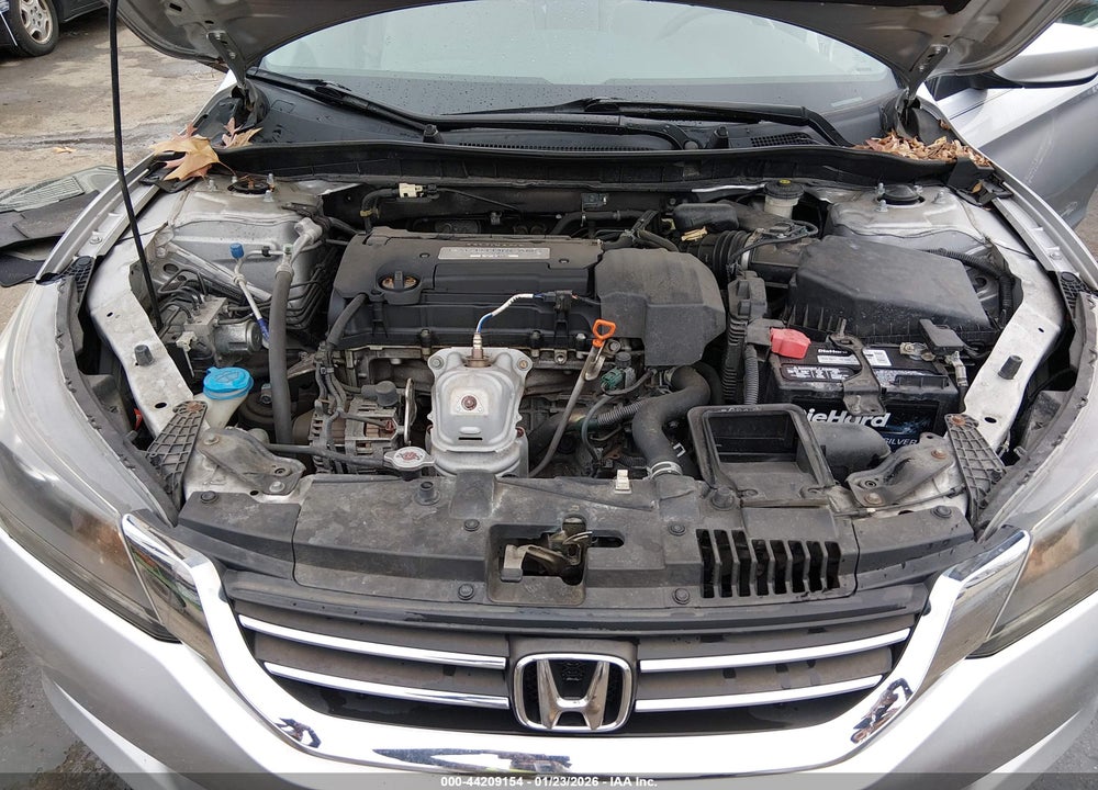 2013 HONDA ACCORD LX VIN: 1HGCR2F32DA012586