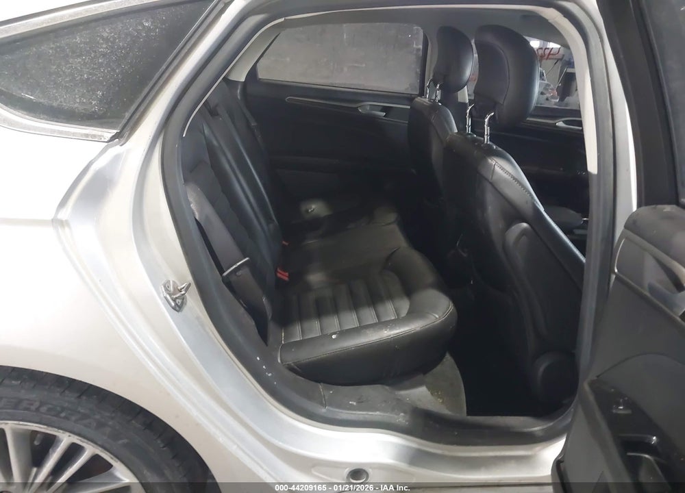 2013 FORD FUSION SE VIN: 3FA6P0H98DR377650