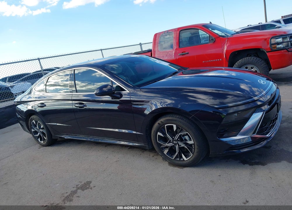 2025 HYUNDAI SONATA SEL VIN: KMHL64JA2SA515830