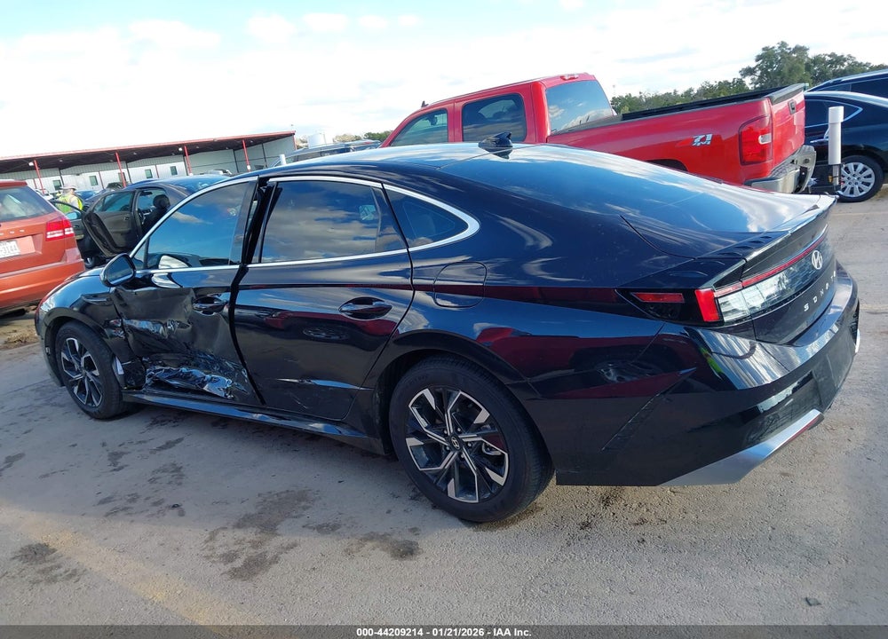 2025 HYUNDAI SONATA SEL VIN: KMHL64JA2SA515830