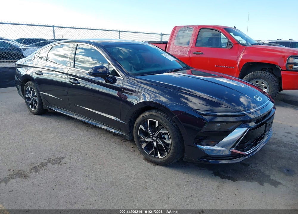 2025 HYUNDAI SONATA SEL VIN: KMHL64JA2SA515830
