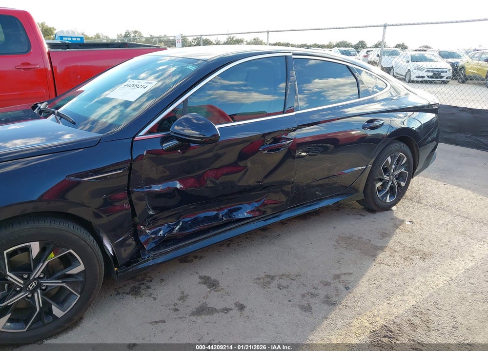 2025 HYUNDAI SONATA SEL VIN: KMHL64JA2SA515830