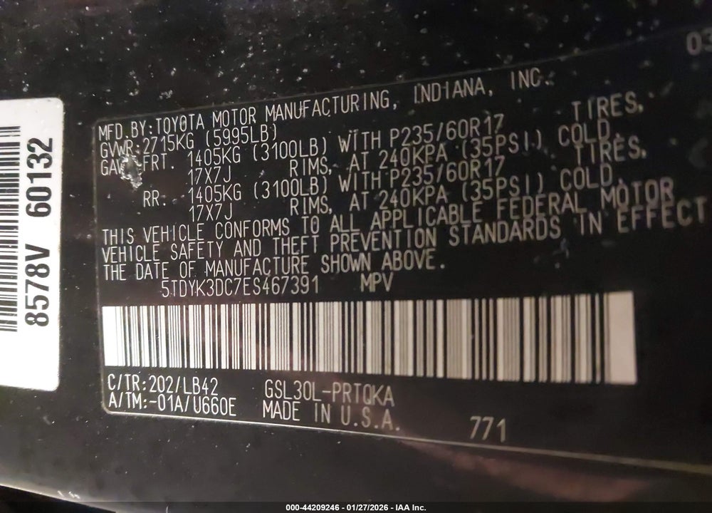 2014 TOYOTA SIENNA XLE V6 8 PASSENGER VIN: 5TDYK3DC7ES467391