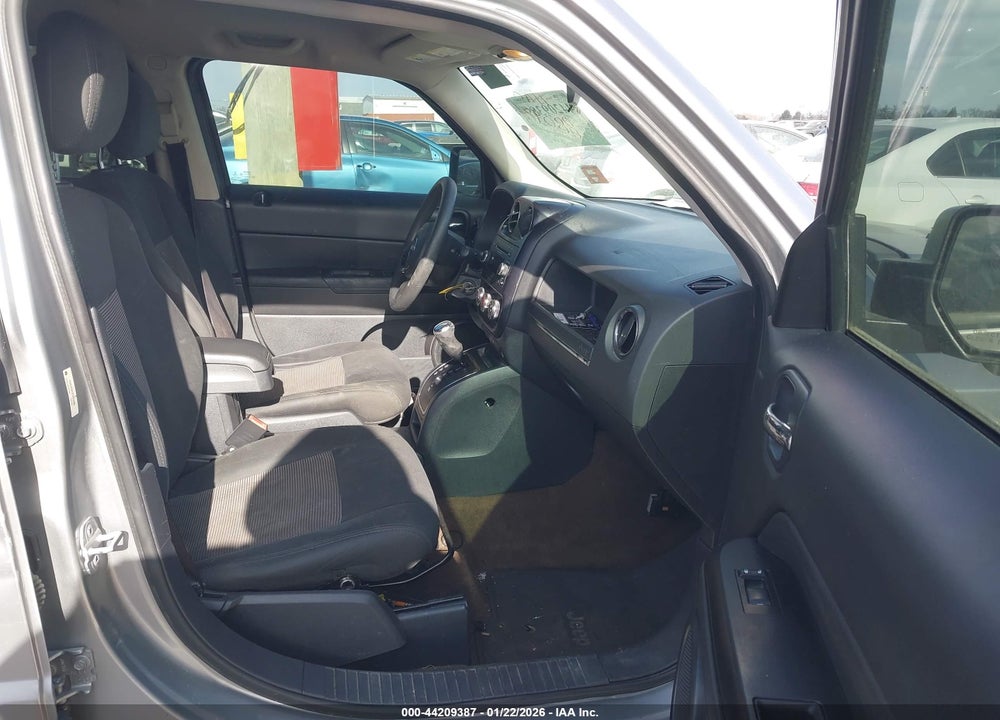 2014 JEEP PATRIOT SPORT VIN: 1C4NJPBA7ED880986