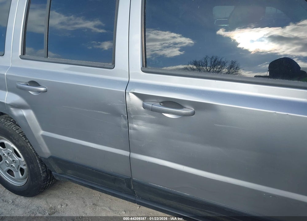 2014 JEEP PATRIOT SPORT VIN: 1C4NJPBA7ED880986