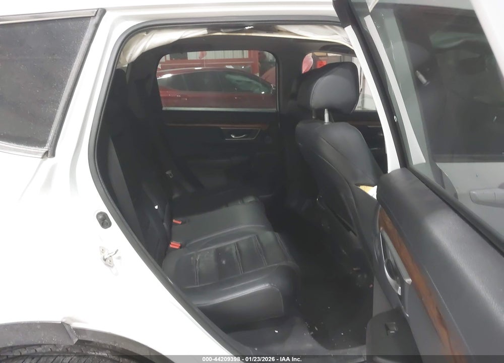 2019 HONDA CR-V TOURING VIN: 7FARW2H95KE016594