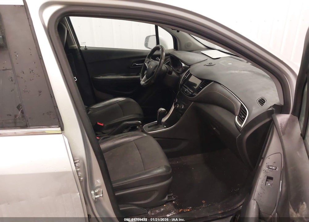 2018 CHEVROLET TRAX LT VIN: KL7CJPSB0JB583173