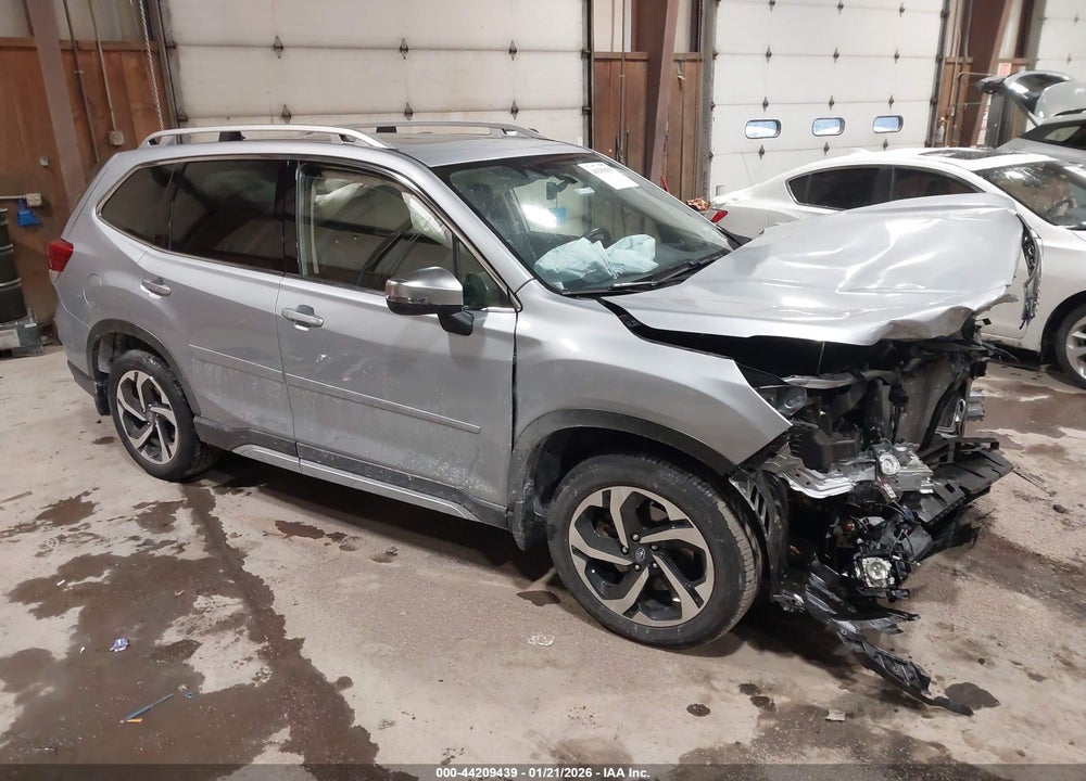 2024 SUBARU FORESTER TOURING VIN: JF2SKAMC7RH442061