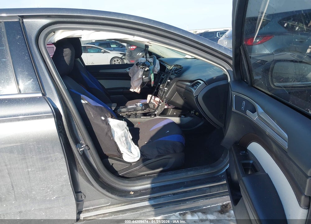 2020 FORD FUSION SE VIN: 3FA6P0HD9LR261375