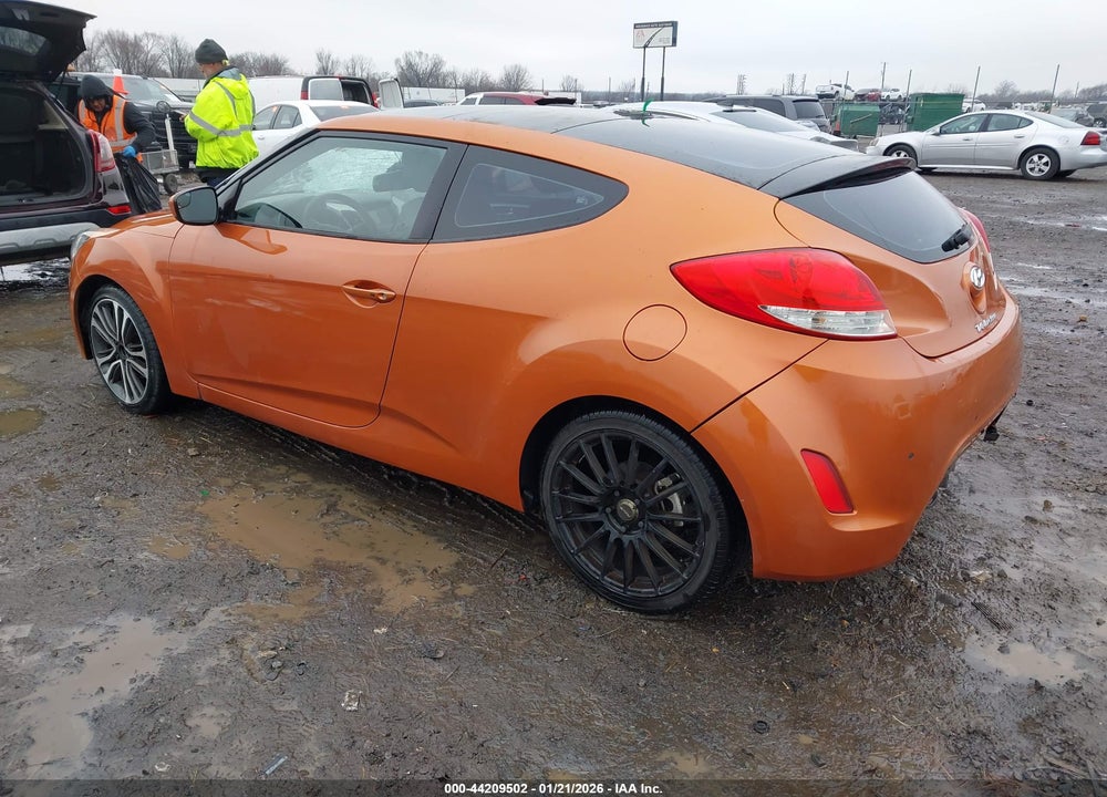 2016 HYUNDAI VELOSTER VIN: KMHTC6AD1GU260611