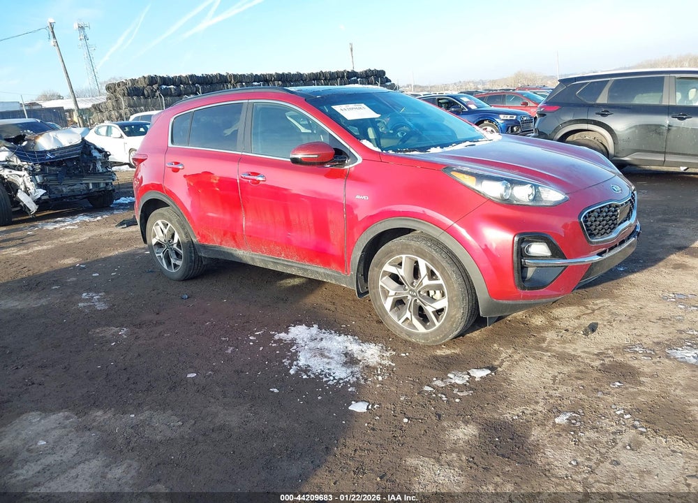 2020 KIA SPORTAGE EX VIN: KNDPNCAC1L7644242