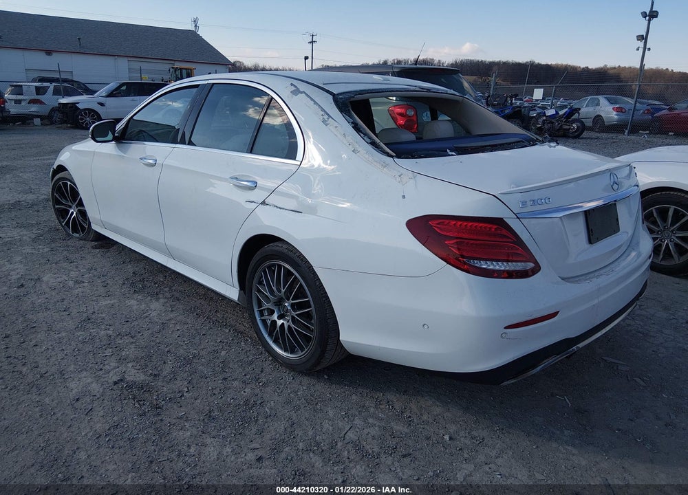 2017 MERCEDES-BENZ E 300 4MATIC VIN: WDDZF4KB1HA139304