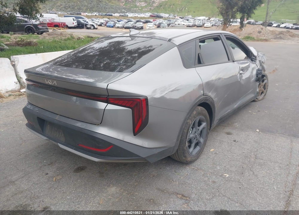 2025 KIA K4 LXS VIN: 3KPFT4DE6SE149036