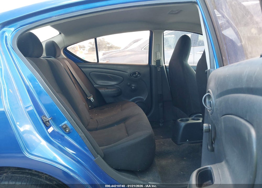 2012 NISSAN VERSA 1.6 S VIN: 3N1CN7APXCL825962