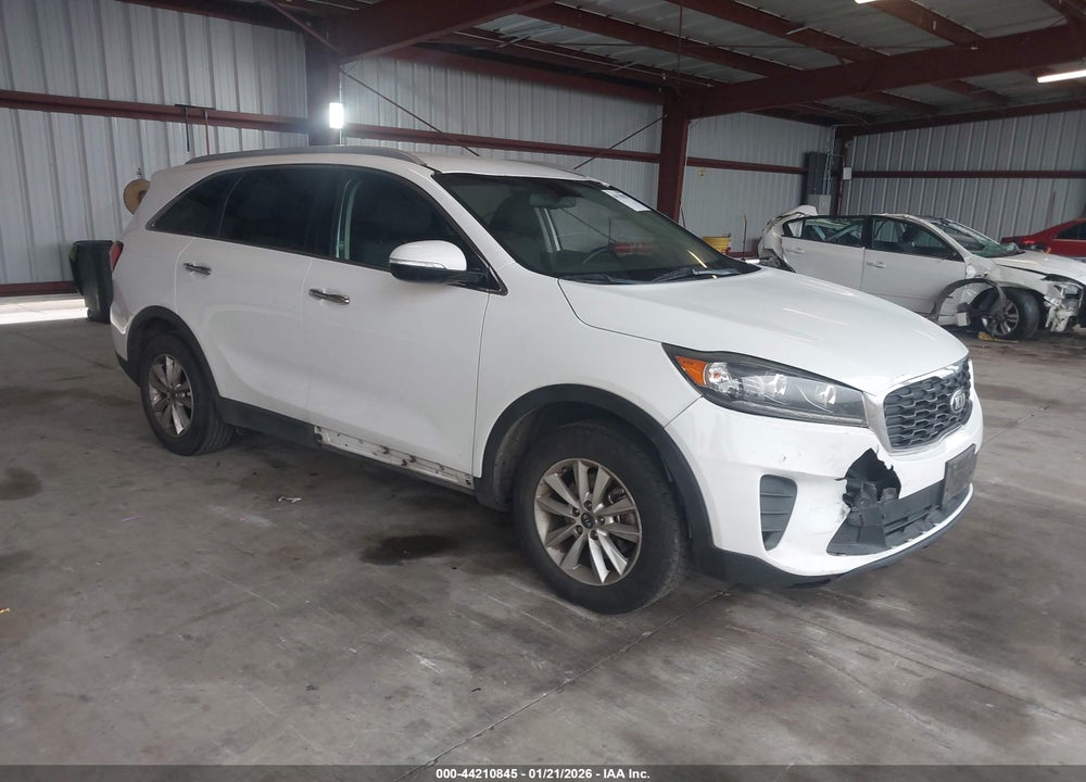 2019 KIA SORENTO 2.4L LX VIN: 5XYPG4A34KG591120