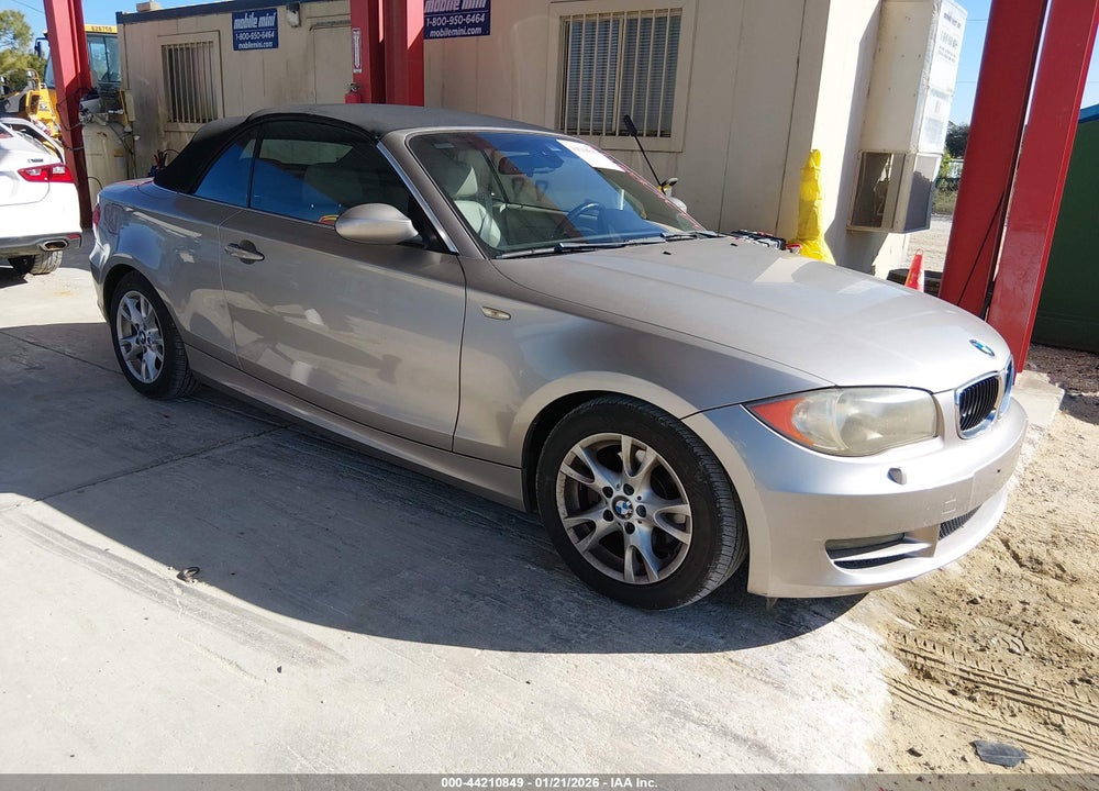 2009 BMW 128I VIN: WBAUN13559VH80738