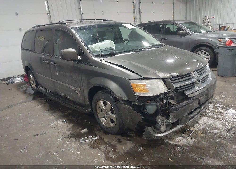 2010 DODGE GRAND CARAVAN SXT VIN: 2D4RN5D1XAR402899