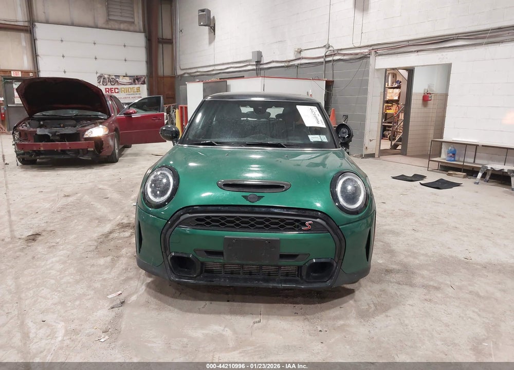 2024 MINI HARDTOP COOPER S VIN: WMW53DH06R2V29900