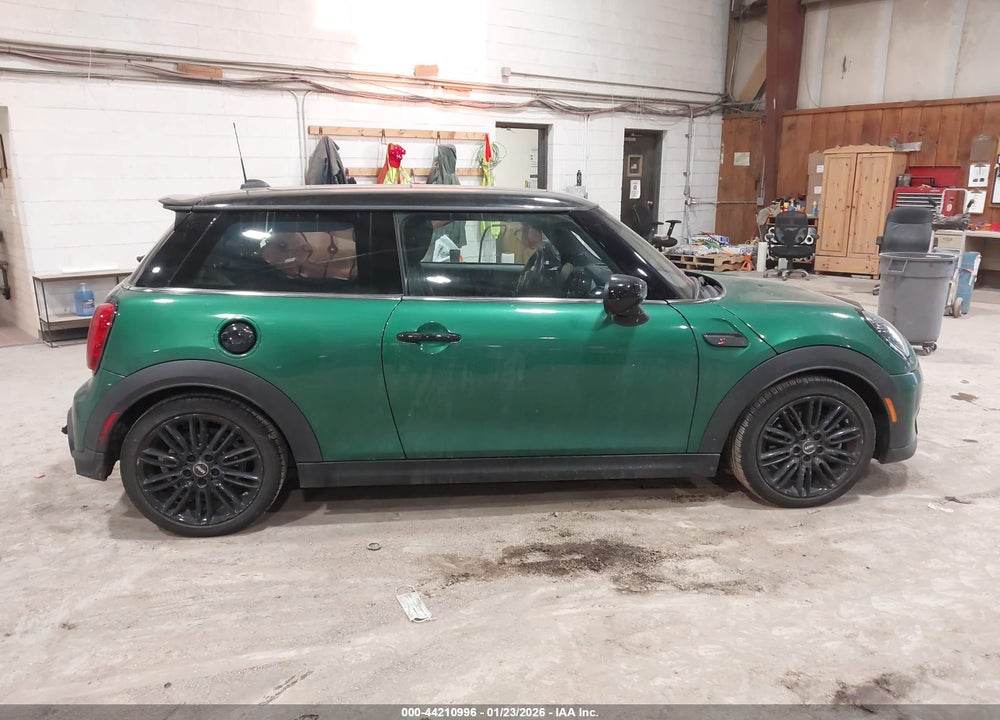 2024 MINI HARDTOP COOPER S VIN: WMW53DH06R2V29900
