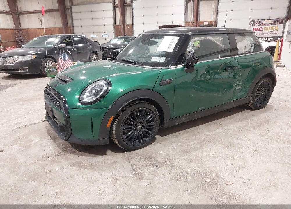 2024 MINI HARDTOP COOPER S VIN: WMW53DH06R2V29900