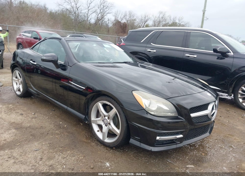 2014 MERCEDES-BENZ SLK 250 VIN: WDDPK4HA4EF085044