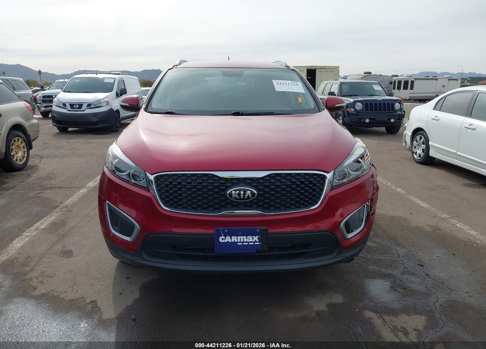 2016 KIA SORENTO 2.4L LX VIN: 5XYPG4A30GG127362