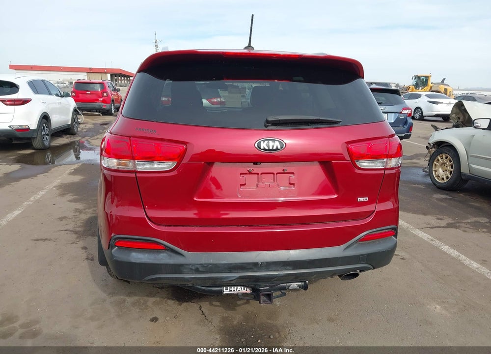 2016 KIA SORENTO 2.4L LX VIN: 5XYPG4A30GG127362