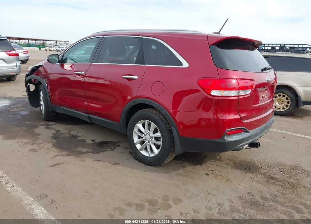 2016 KIA SORENTO 2.4L LX VIN: 5XYPG4A30GG127362