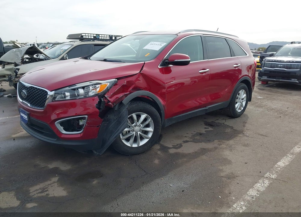 2016 KIA SORENTO 2.4L LX VIN: 5XYPG4A30GG127362