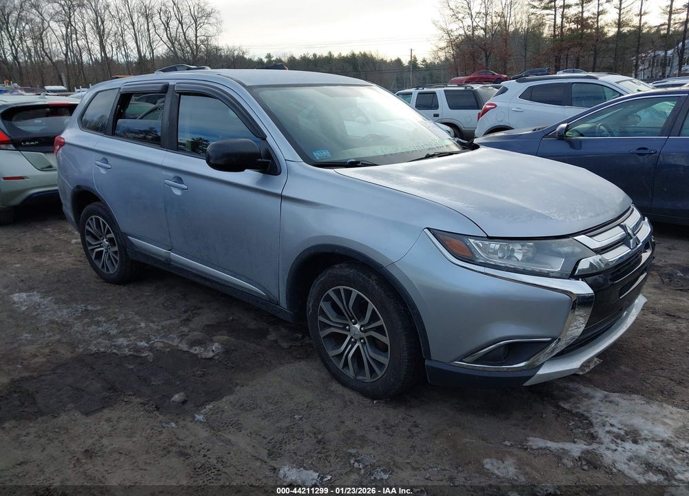 2017 MITSUBISHI OUTLANDER ES VIN: JA4AZ2A39HZ069978