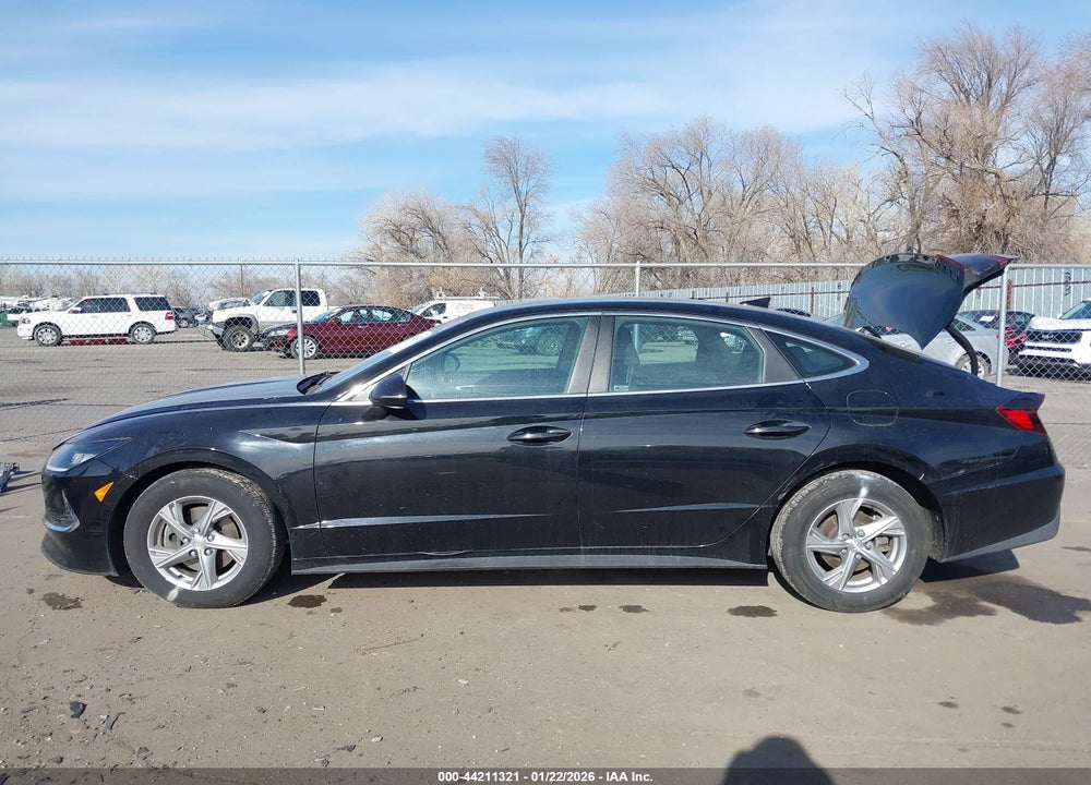 2022 HYUNDAI SONATA SE VIN: KMHL24JA5NA238414