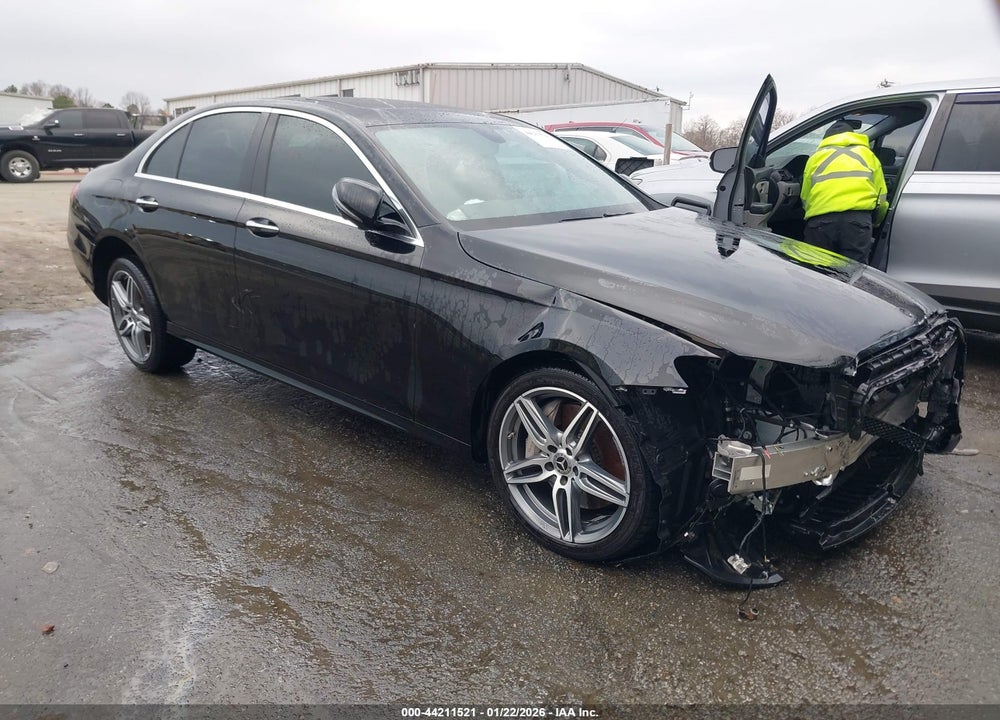 2019 MERCEDES-BENZ E 300 4MATIC VIN: WDDZF4KB8KA664142