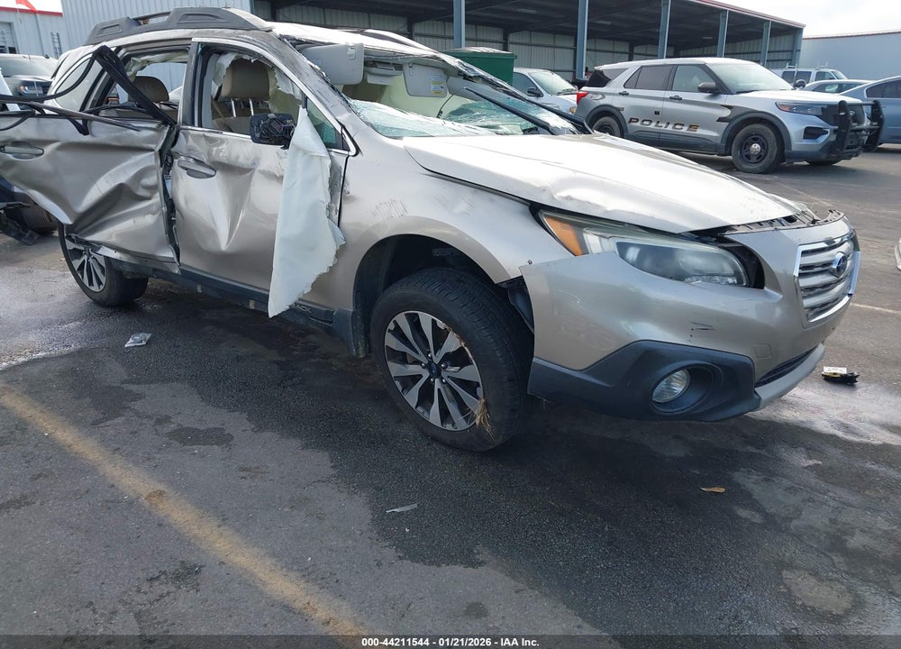 2015 SUBARU OUTBACK 2.5I LIMITED VIN: 4S4BSBJCXF3313826