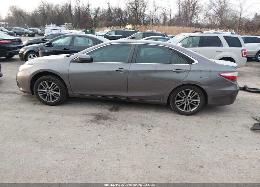 2015 TOYOTA CAMRY SE VIN: 4T1BF1FK6FU111980
