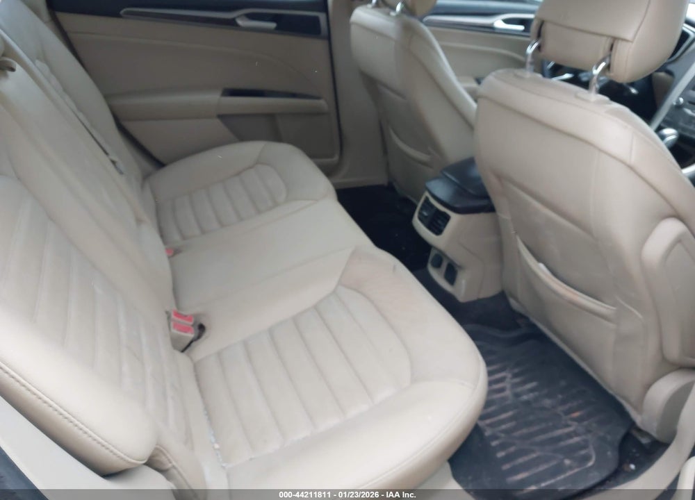 2013 FORD FUSION VIN: 3FA6P0LU6DR241996