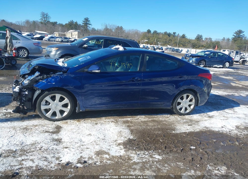 2013 HYUNDAI ELANTRA LIMITED VIN: KMHDH4AE0DU764579