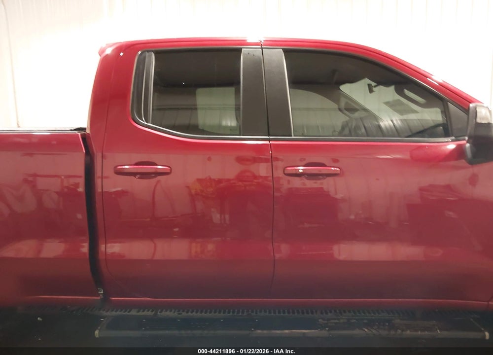 2021 CHEVROLET SILVERADO 1500 4WD  STANDARD BED LT VIN: 1GCRYDEKXMZ147378