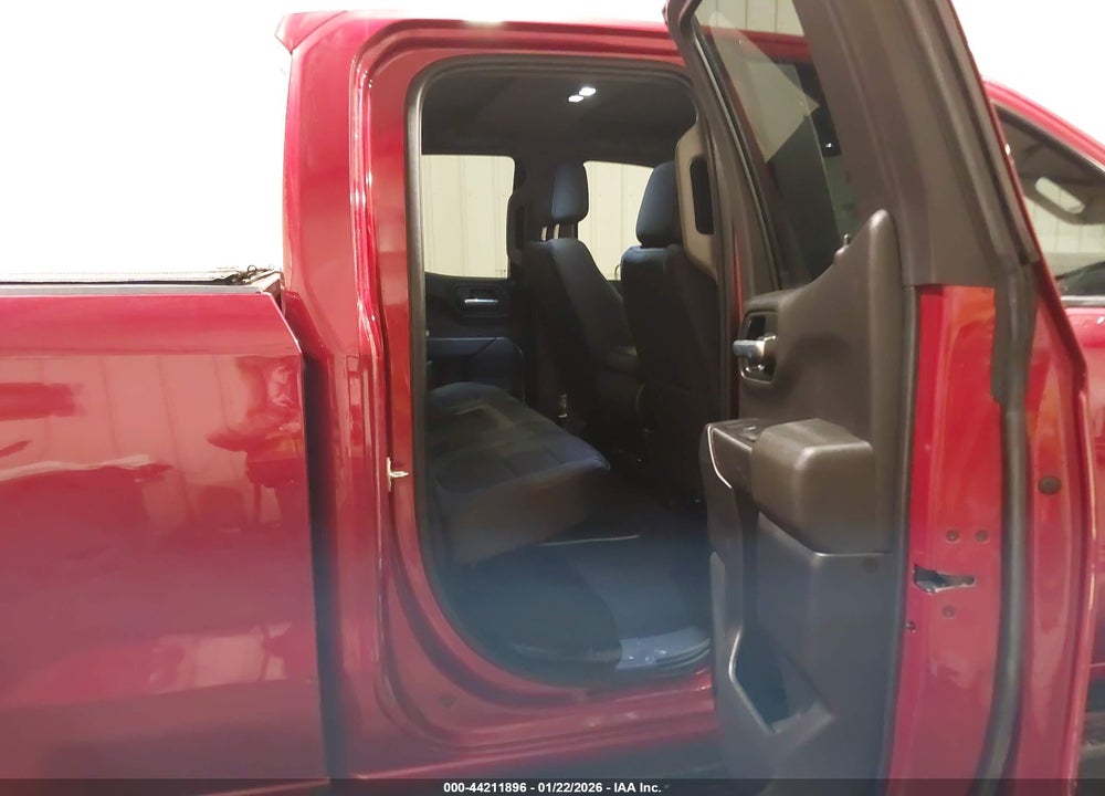 2021 CHEVROLET SILVERADO 1500 4WD  STANDARD BED LT VIN: 1GCRYDEKXMZ147378