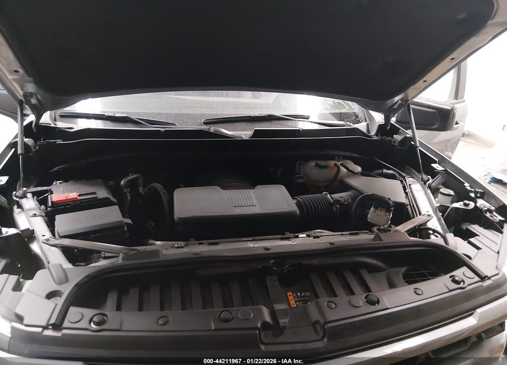 2024 CHEVROLET SILVERADO 1500 4WD  SHORT BED RST VIN: 2GCUDEED2R1219235