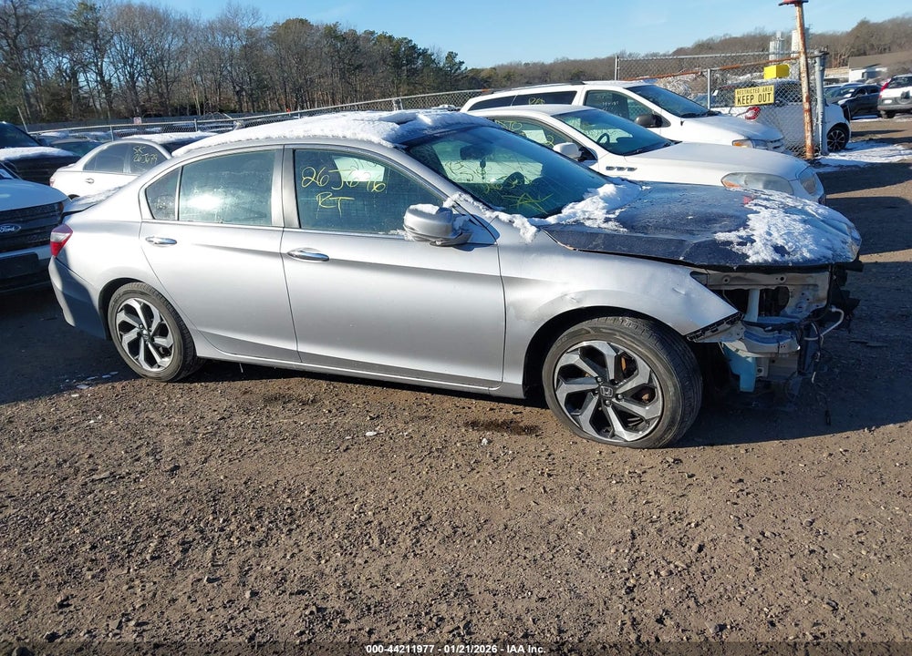 2017 HONDA ACCORD EX-L VIN: 1HGCR2F84HA027799