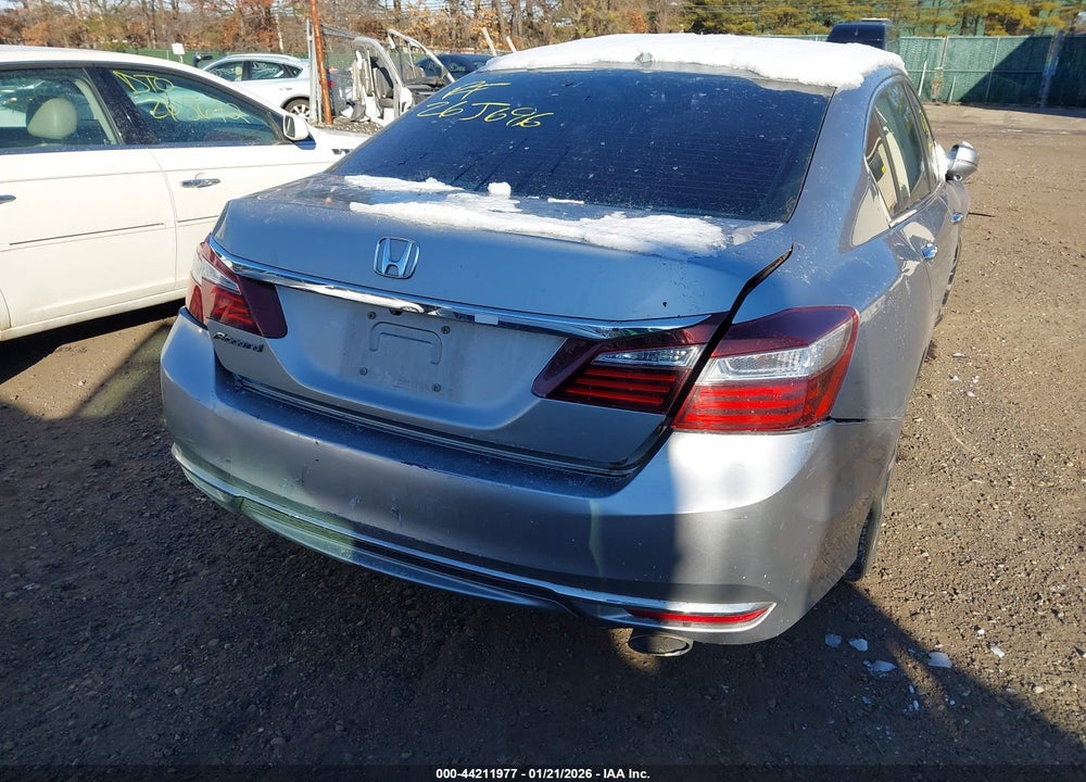 2017 HONDA ACCORD EX-L VIN: 1HGCR2F84HA027799
